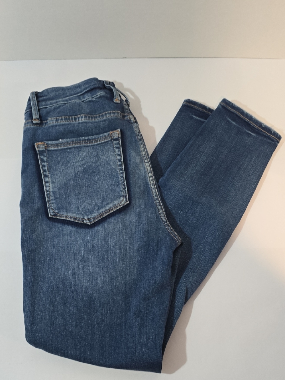 Good American Indigo Denim Waistband Jeans